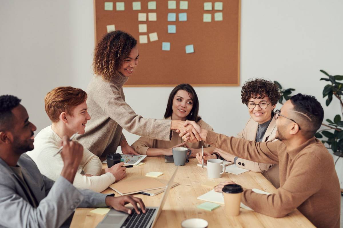 A team meeting around a table